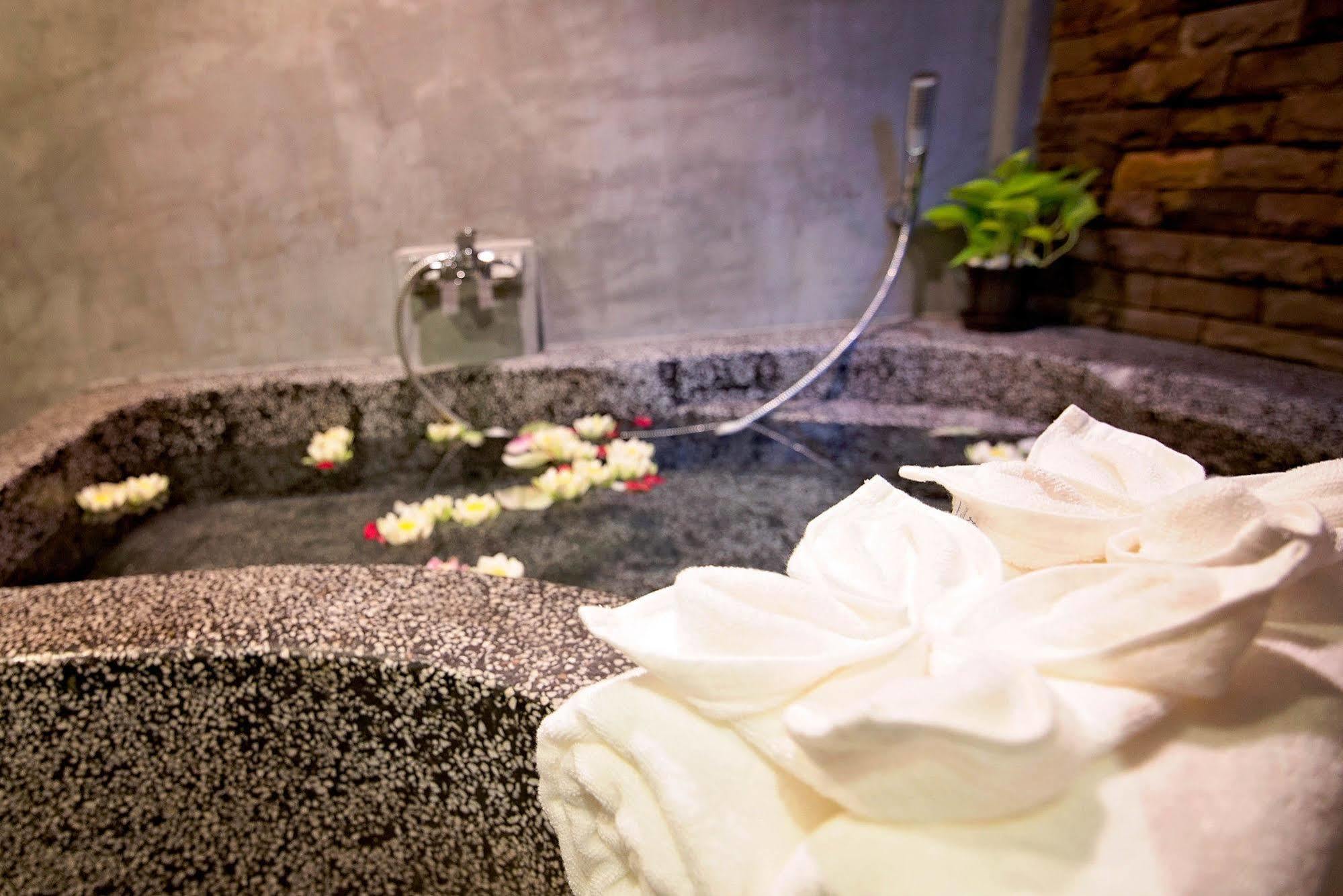 Moon Flower Residence Siem Reap Dış mekan fotoğraf